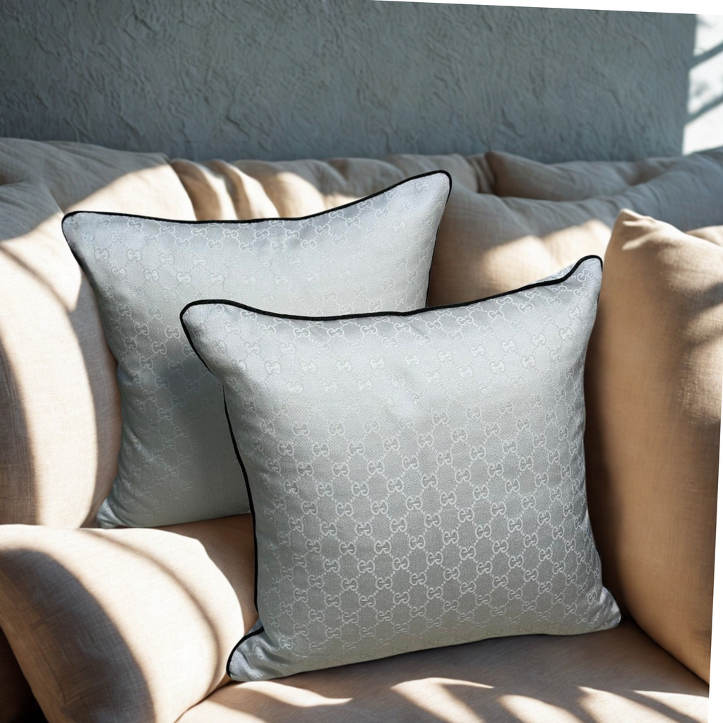 GG White All over | Set of 2