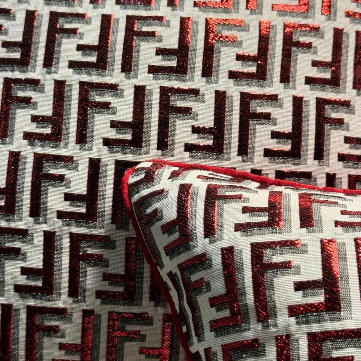 Red Shine FF All over | Set of 2